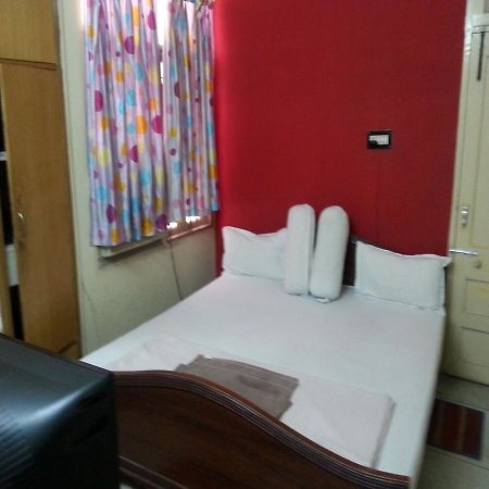 Hotel Royal Inn Патна Екстер'єр фото